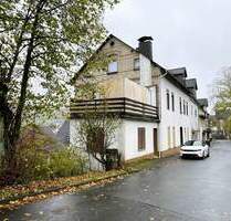 Hartenrod: Geräumige Doppelhaushälfte für Familien! - Bad Endbach / Hartenrod