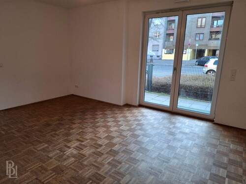 Wohnzimmer - 2 Zimmer Etagenwohnung in Berlin