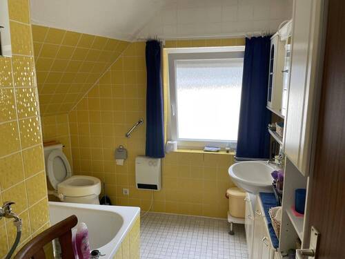 Badezimmer - Einfamilienhaus mit 109,00 m² in Enkirch zum Kaufen