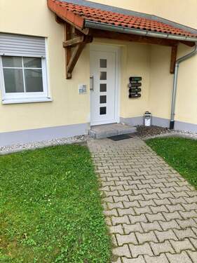 Eingang - 3 Zimmer Terrassenwohnung zum Kaufen in Haag in Oberbayern