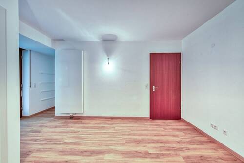 UG - Zimmer zum Eingang - 