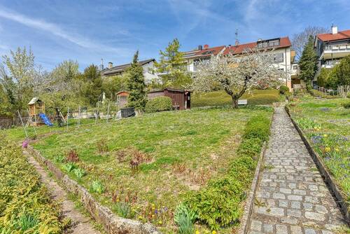 Garten & Haus von Süd-Westen - 