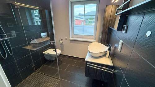 Duschbad im Erdgeschoss - 