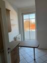 Küche mit Zugang zum Balkon - 