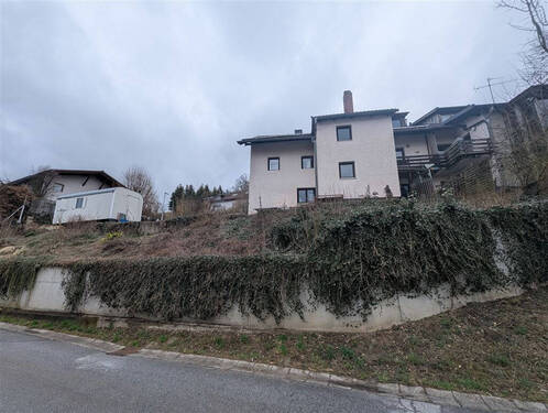 Ansicht Rückseite - 9 Zimmer Mehrfamilienhaus, Wohnhaus in Metten