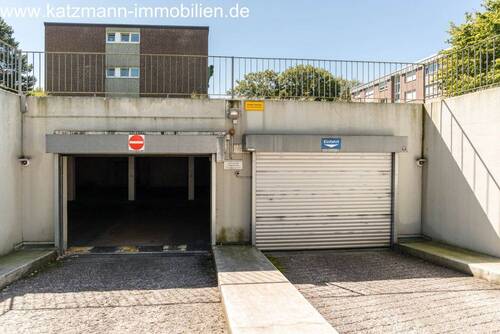 Tiefgaragen Einfahrt - 