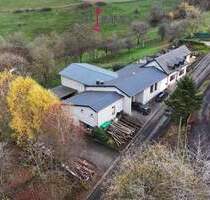 Gepflegtes Einfamilienhaus mit vielseitig nutzbarem Gewerbeanbau - Krautscheid