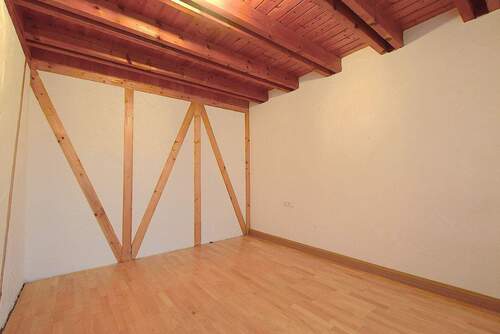 1.OG: Kinderzimmer DSC.JPG - 