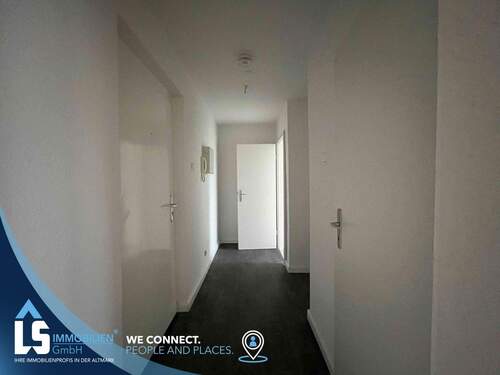 Flur - Etagenwohnung mit 31,40 m² in Parey zur Miete