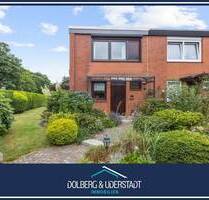 Attraktive Lage: Reihenendhaus mit großem Wintergarten sowie Vollkeller und Garage - Hamburg Rahlstedt