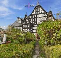 Historisches Dreigiebelhaus an der Mosel - ein Ort voller Möglichkeiten - Kröv