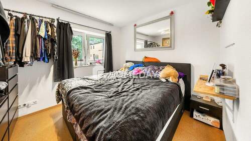 Elternschlafzimmer 1 - 