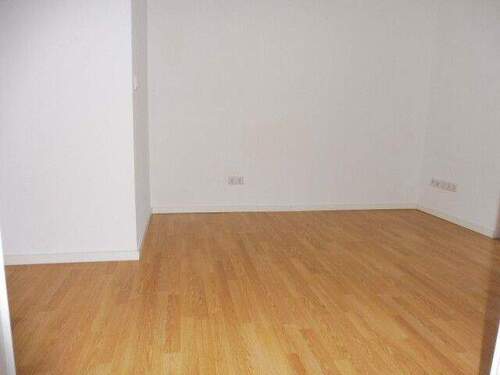 G 13;503 SZ 1 - 2 Zimmer Etagenwohnung zur Miete in Dresden