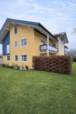 Aussenansicht Haus - Erdgeschosswohnung in zentraler Lage in Eggstätt