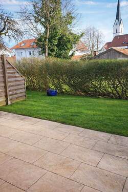 Eigener Garten und Terrasse - 4 Zimmer Etagenwohnung in Eggstätt