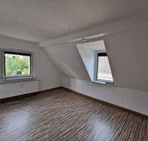 Schöne 2 Raum Dachgeschosswohnung - Teuchern OT Trebnitz