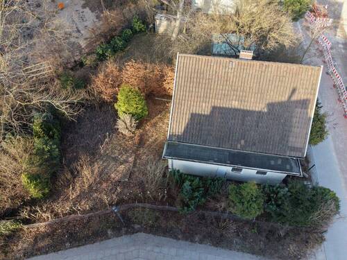 Abzureißender Altbestand - 