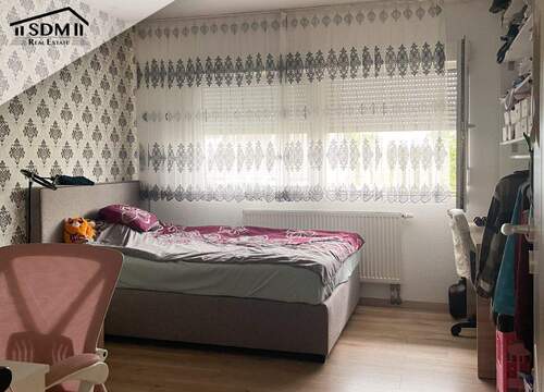 05_Schlafzimmer.jpg - 