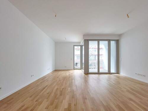 Wohnzimmer - 3 Zimmer Etagenwohnung in Berlin