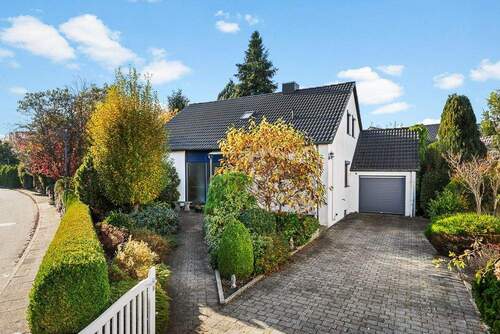 Außenansicht - 5 Zimmer Einfamilienhaus zum Kaufen in Tangstedt