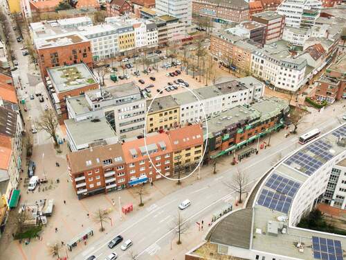 Luftbild mit Markierung - Top-Lage: langfristig vermieteter Gebäudekomplex in HH-Harburg zu verkaufen