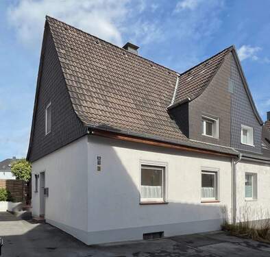 Hausansicht - 4 Zimmer Doppelhaushälfte zum Kaufen in Lünen