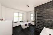 Beispiel Bad - 4 Zimmer Einfamilienhaus in Kleinmachnow
