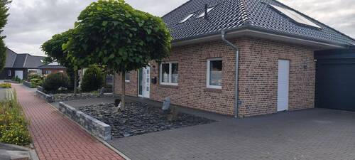 Vorderansicht - Top Bungalow - 475.000,00 EUR Kaufpreis, ca.  183,00 m² Wohnfläche