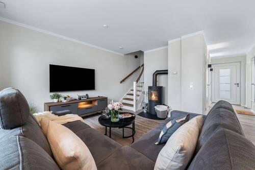 Wohnzimmer - 6 Zimmer Reihenendhaus zum Kaufen in Büsum