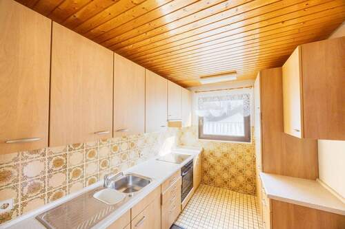 Küche - Mehrfamilienhaus, Wohnhaus mit 156,00 m&sup2; in Remshalden zum Kaufen