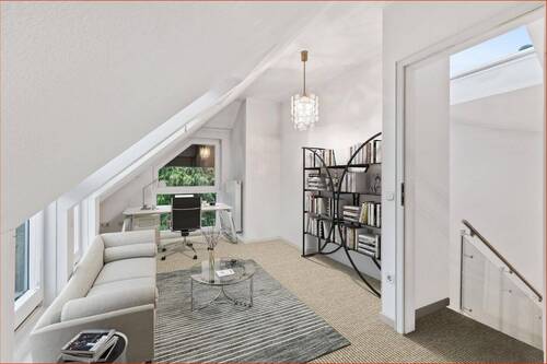 Spitzboden Arbeitszimmer - 