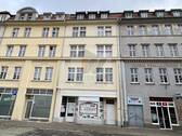 Ansicht - Wohnen im Zentrum! Gemütliche 2-Raum Dachgeschoss mit Badewanne!