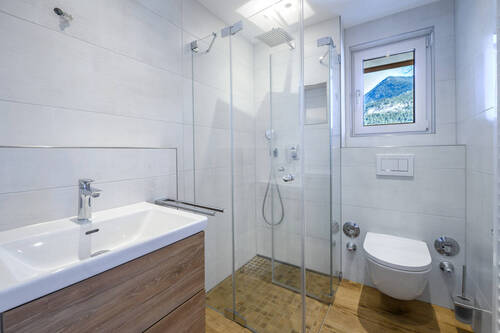 Duschbad mit Fenster - 