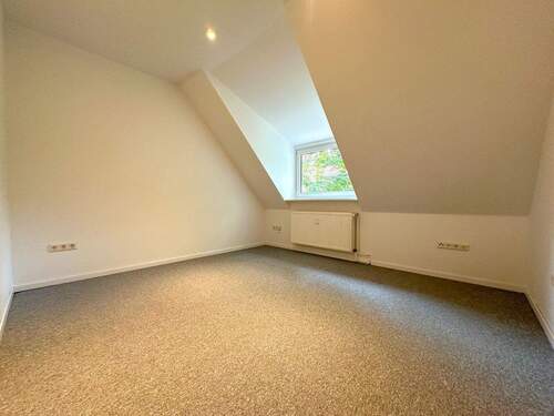 3_Zimmer_Schlafen_Kind - 3 Zimmer Etagenwohnung in Bremen