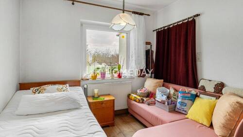 EG Schlafzimmer 1 - 