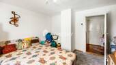 1. OG Schlafzimmer 2 - 