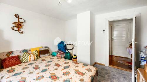 1. OG Schlafzimmer 2 - 