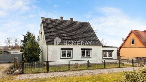 Außenansicht 2 - 4 Zimmer Einfamilienhaus in Saal