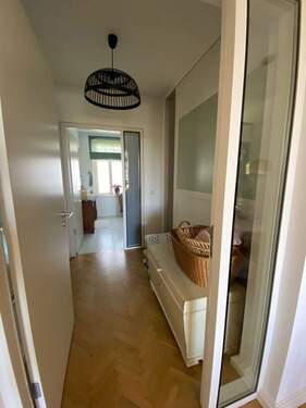 Flur mit Ankleide.jpg - 