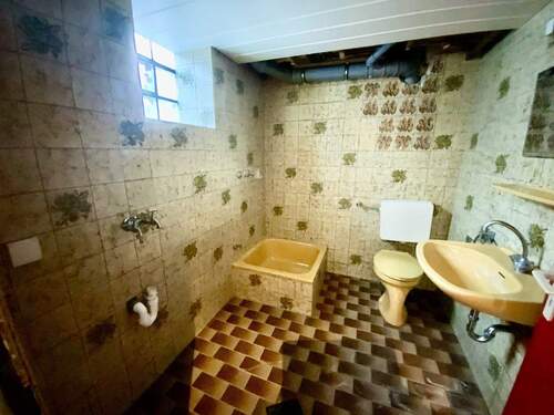 Duschbad im Keller - 