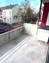 Balkon am Wohnzimmer - Mönchengladbach-Rheydt, Mühlenstraße 170 - Schöne 2-Zimmer-Wohnung mit tollem Balkon spätestens ab Mai zu mieten ( Garage optional )
