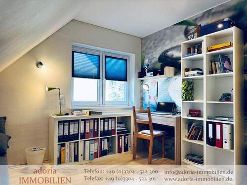Kinder-Arbeitszimmer Dachgeschoss - 