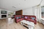 Wohnzimmer - 6 Zimmer Einfamilienhaus zum Kaufen in Hamburg / Jenfeld
