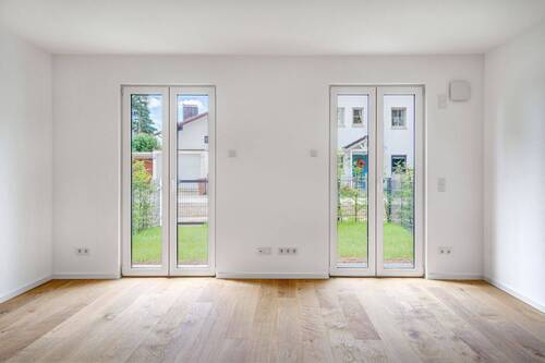 Wohnzimmer - Reihenmittelhaus mit 134,70 m² in München zum Kaufen
