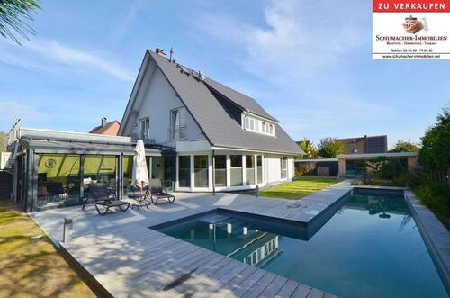 Architektenhaus mit Pool - Traumhaftes Architektenhaus mit großem Pool, Saunahaus und Doppelgarage