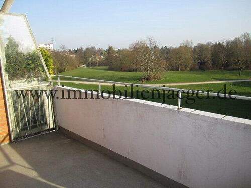 Balkon - 3 Zimmer Etagenwohnung zur Miete in Hamburg