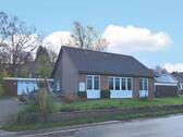 Blick aus westlicher Richtung - Stilvolles Einfamilienhaus in Ostseenähe