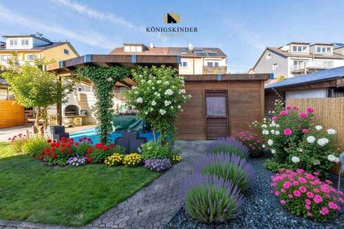 Garten / Freisitz - 8 Zimmer Mehrfamilienhaus, Wohnhaus zum Kaufen in Großbettlingen