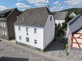 Vorderseite - Altes Haus mit neuer Zukunft! - 139.000,00 EUR Kaufpreis, ca.  97,00 m² Wohnfläche