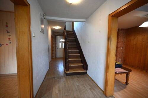 EG Flur Treppe - 